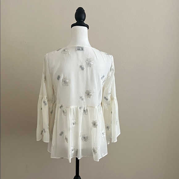 Show Me Your MuMu, Cream Floral Blouse - Picture 3 of 8